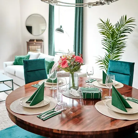 Exklusives Altbauapartment - Zentral Und Ruhig Stolberg (Rhineland)