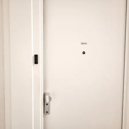 Daire Exklusives Altbauapartment - Zentral Und Ruhig *