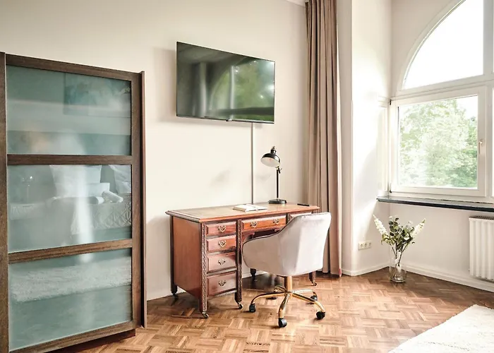 Daire Exklusives Altbauapartment - Zentral Und Ruhig