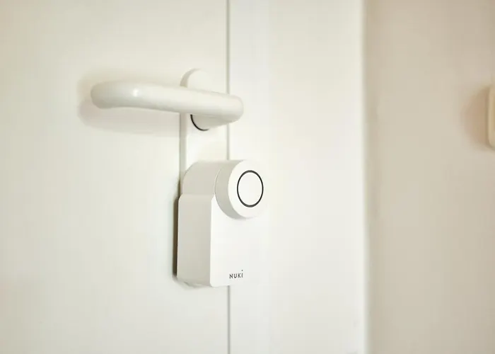 Exklusives Altbauapartment - Zentral Und Ruhig アパート *