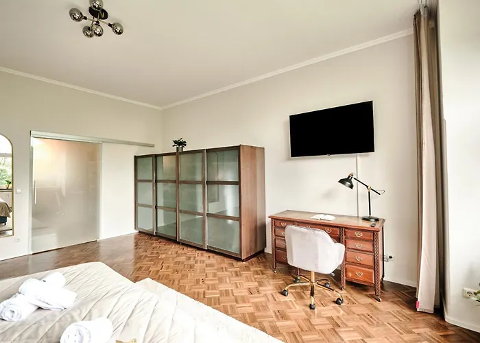 Exklusives Altbauapartment - Zentral Und Ruhig * Stolberg (Rhineland)