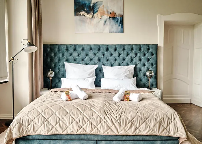 Daire Exklusives Altbauapartment - Zentral Und Ruhig *