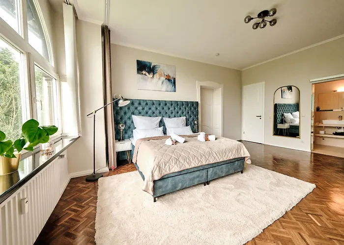 Exklusives Altbauapartment - Zentral Und Ruhig *